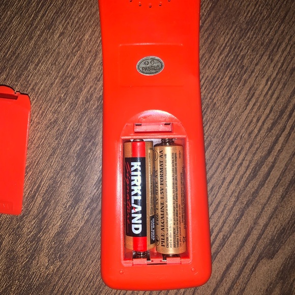 Homer Simpson Talking Remote Control - Picture 4 of 4